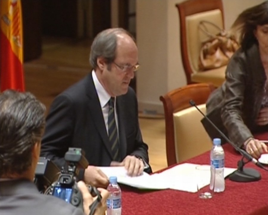 Gabilondo entrega premios a la Excelencia Académica