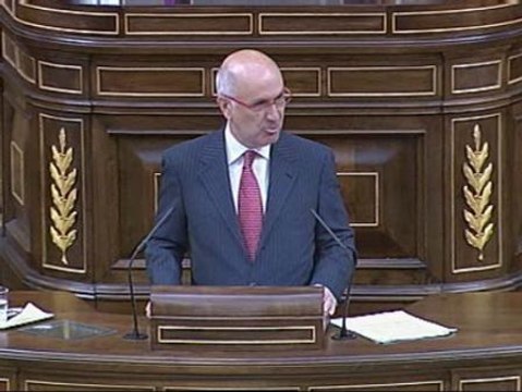 CiU pide la supresión de tres o más ministerios