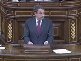 Zapatero reduce el sueldo a los funcionarios