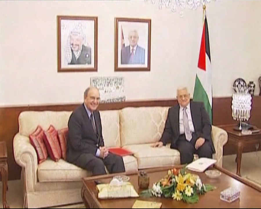 Palestinos e israelíes reanudan negociaciones