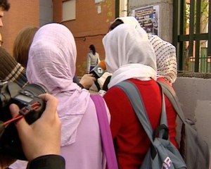 "El pañuelo no contagia a nadie"