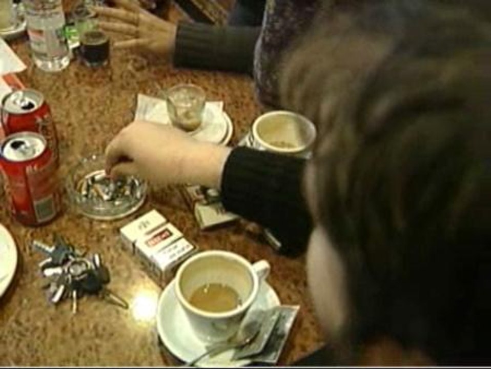 Un millón de firmas para la prohibición total de fumar en lugares públicos