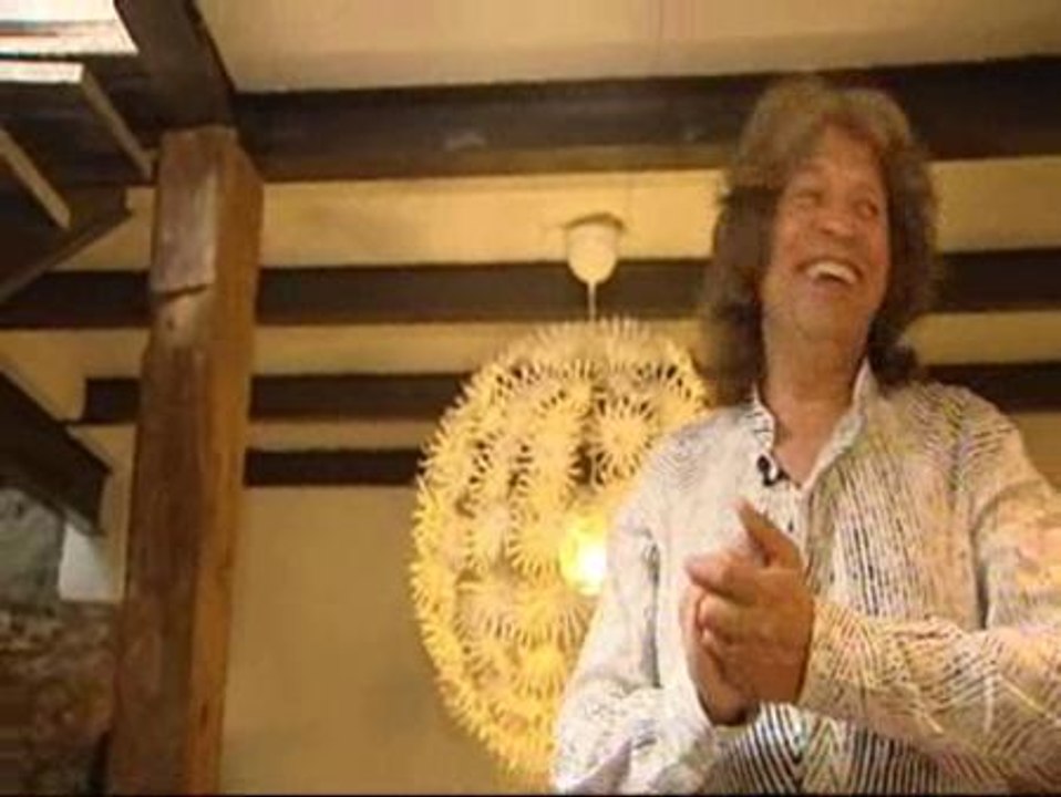 El cantaor José Mercé rinde homenaje al poeta Miguel Hernández