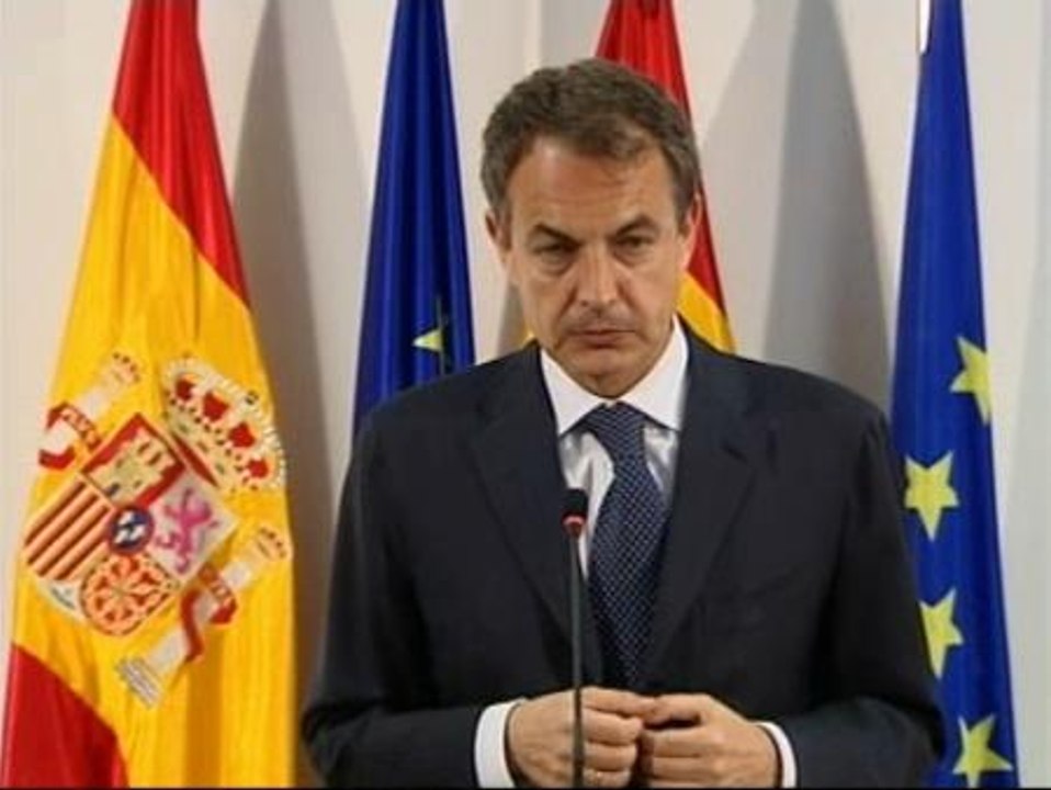 Zapatero espera que las declaraciones de Rajoy sobre política antiterrorista "sean algo coyuntural"