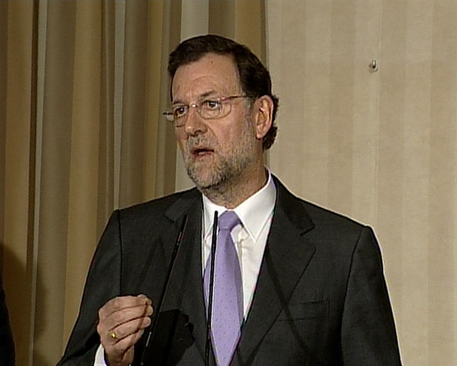 Rajoy agradece su dimisión a Bárcenas