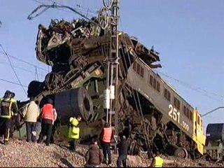 Fallece el maquinista de un tren tras chocar con otro convoy en Ávila