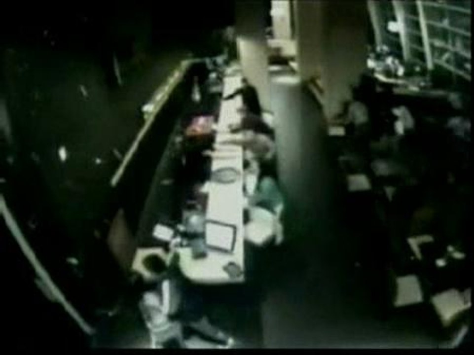 Impactantes imágenes de la cámara de seguridad de un hotel durante el terremoto de Chile