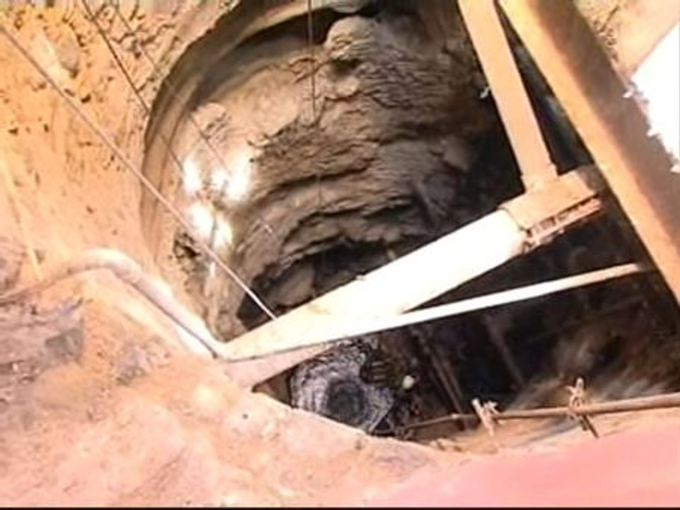 Los restos que se cree podrían ser de Sara Morales están envueltos en un saco