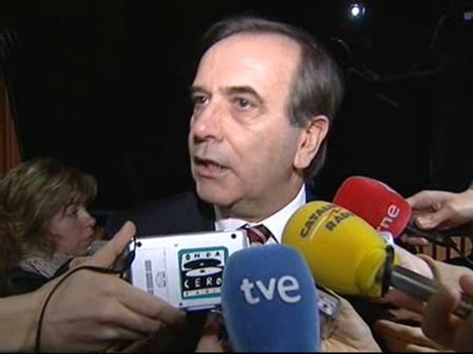 Alonso insiste en que la subida del IVA es �justa y conveniente�