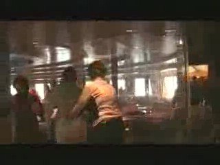 Así se irrumpió la ola gigante en el crucero Louis Majesty