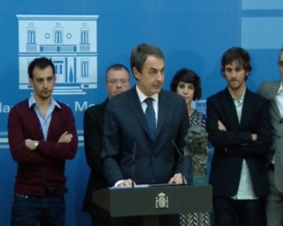 Zapatero recibe a los premiados