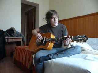 Nacho Vegas regala una canción al Detonador