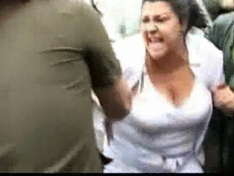 La policía cubana disuelve por la fuerza una manifestación de las 'Damas de Blanco'