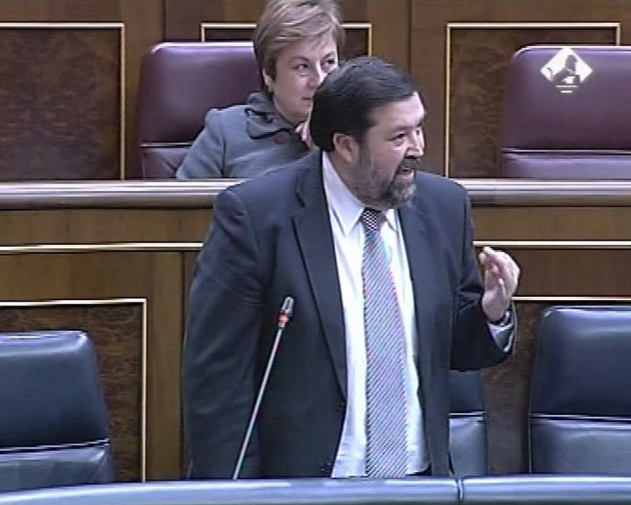 Suprimir provincias requiere reforma de Constitución