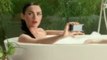 Megan Fox usa una 'doble' para sus dedos en un anuncio de Motorola