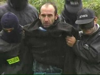 La Ertzaintza localiza tres zulos DE ETA en la zona de Ondarroa