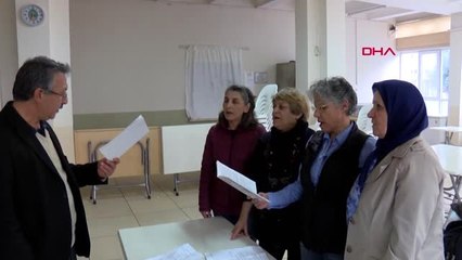 Antalya'da Sandık Görevlileri Sandık Yemini Etti