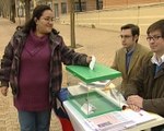 Los chilenos en España reclaman votar en las elecciones
