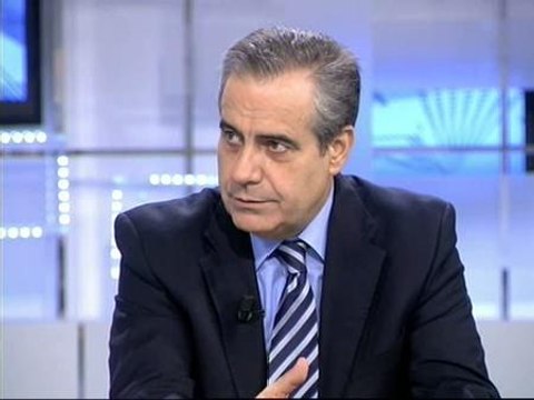 El paro supera la barrera de los cuatro millones