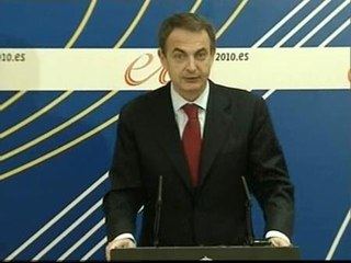 Zapatero no despeja las dudas sobre su futuro