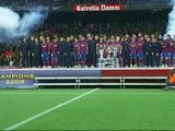 El Barcelona celebra los seis títulos con su afición