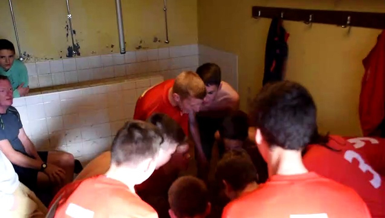 Célébration de la victoire ! (U15 GSTO 2 / Ent. Neuville Gréges : 7-1 le 30/03/2019)