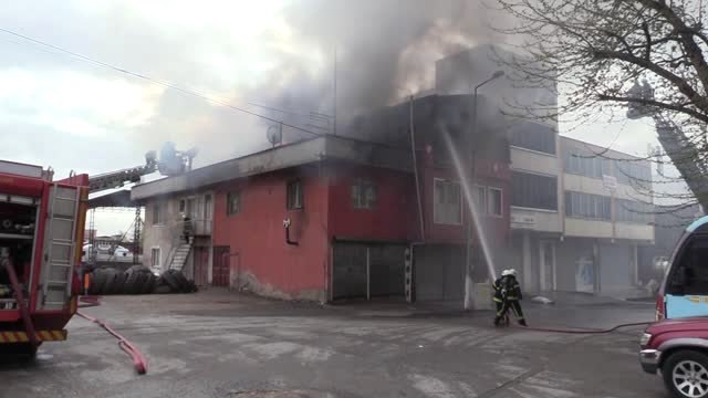 Künefe İmalathanesinde Yangın