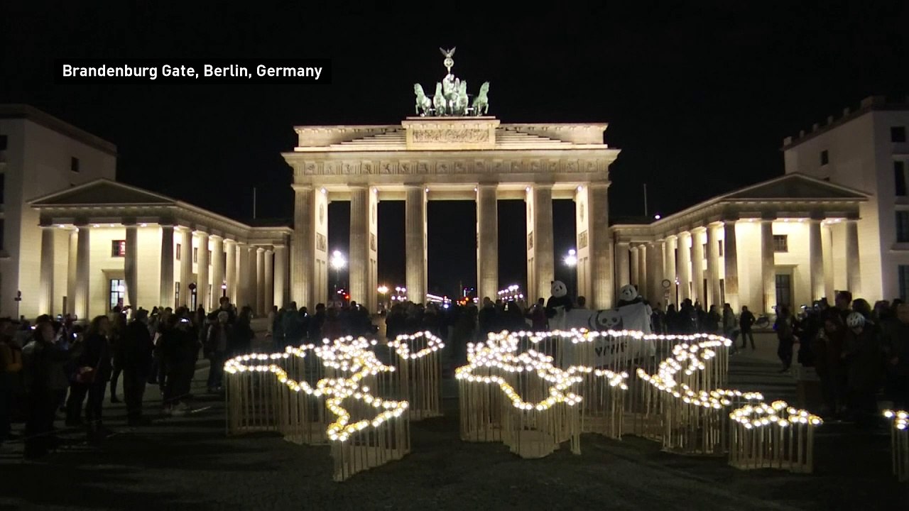 Lights off across the world to mark Earth Hour