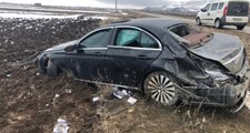 AK Partili Belediye Başkan Adayı Kaza Geçirdi: 5 Yaralı
