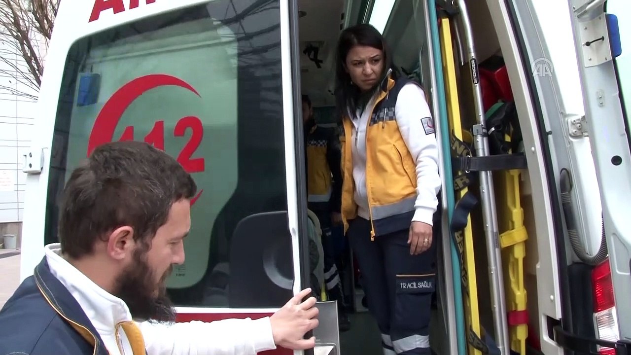 Ambulansla sandık başına gittiler - AFYONKARAHİSAR