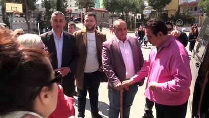 İbrahim Tatlıses oyunu kullandı - İZMİR