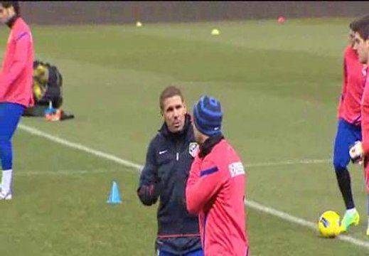 Multitudinario estreno del Cholo Simeone