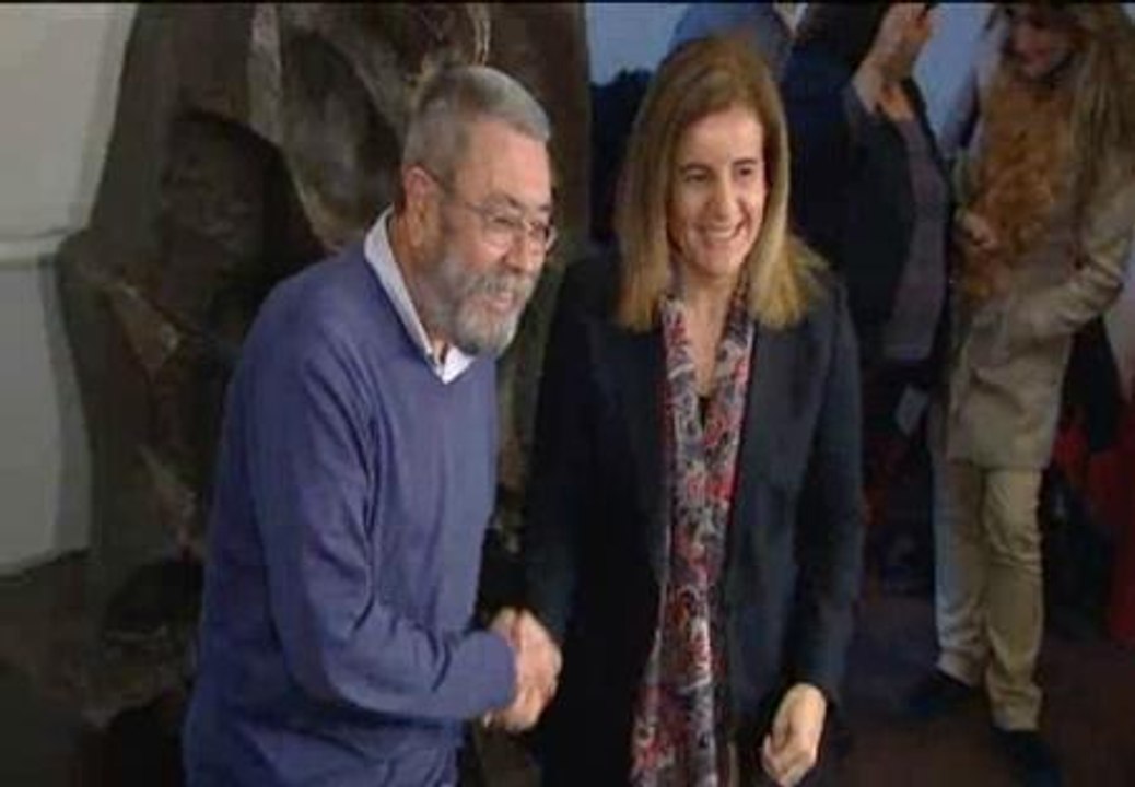 Fátima Báñez se reúne con Cándido Méndez