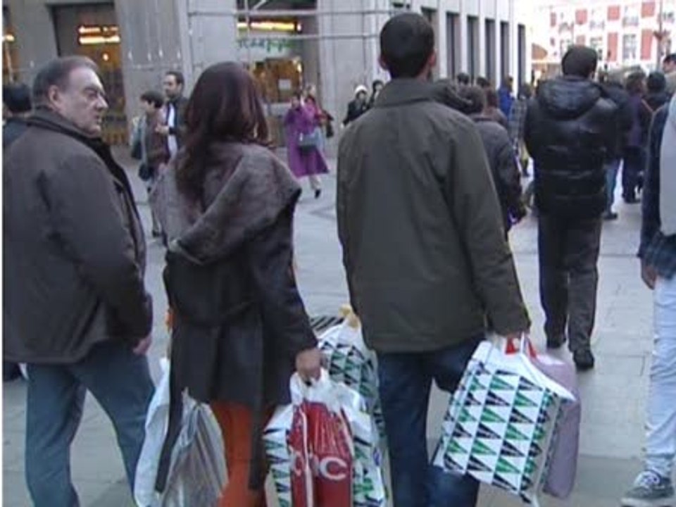 Compras navideñas más 'ajustadas'
