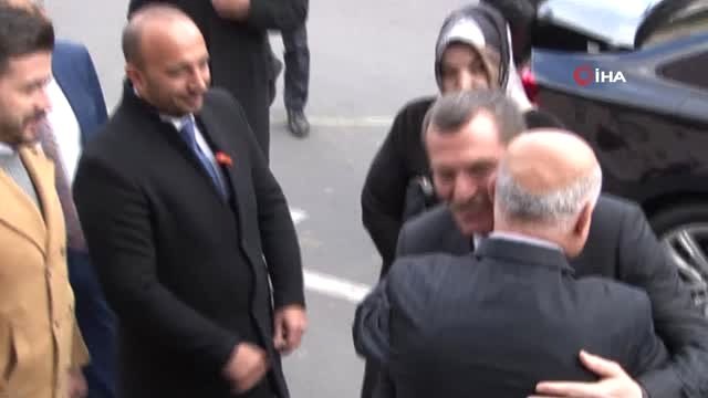 AK Parti Zeytinburnu Belediye Başkan Adayı Ömer Arısoy, Oyunu Kullandı