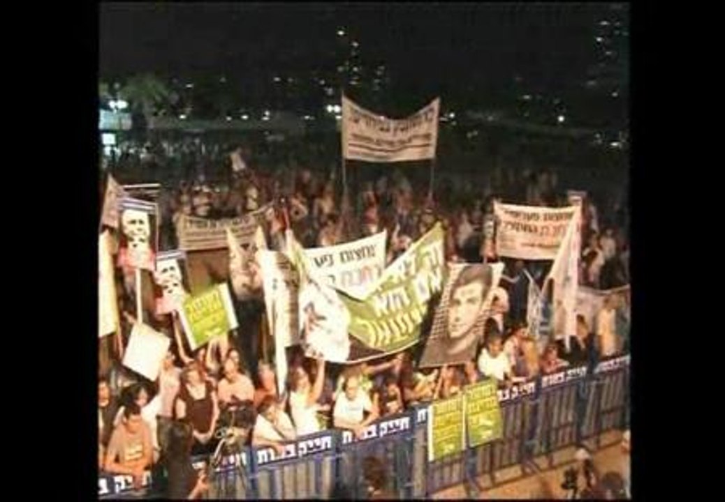 Más de cien mil personas piden justicia social en las calles de Israel