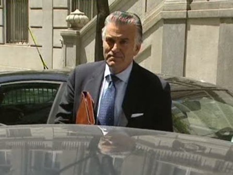 Decretan sobreseimiento en la causa de Bárcenas