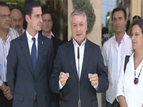 Blanco reta al PP a subir impuestos a los ricos