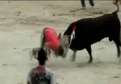 Un joven de 25 años fallece tras ser embestido por un toro
