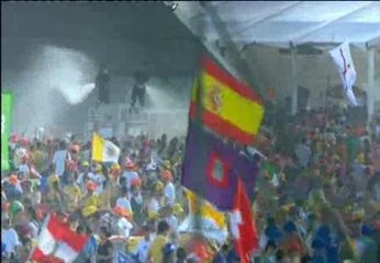 El fervor y el calor se dan cita en Cuatro Vientos