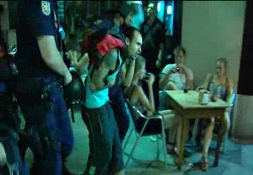 Porrazos y carreras en las inmediaciones de Sol