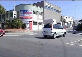 Los españoles suspendemos en las rotondas