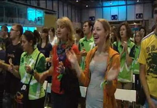 Euforia entre los jóvenes católicos