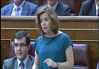 Saénz de Santamaría: "El Gobierno de España no puede ser su plataforma electoral"