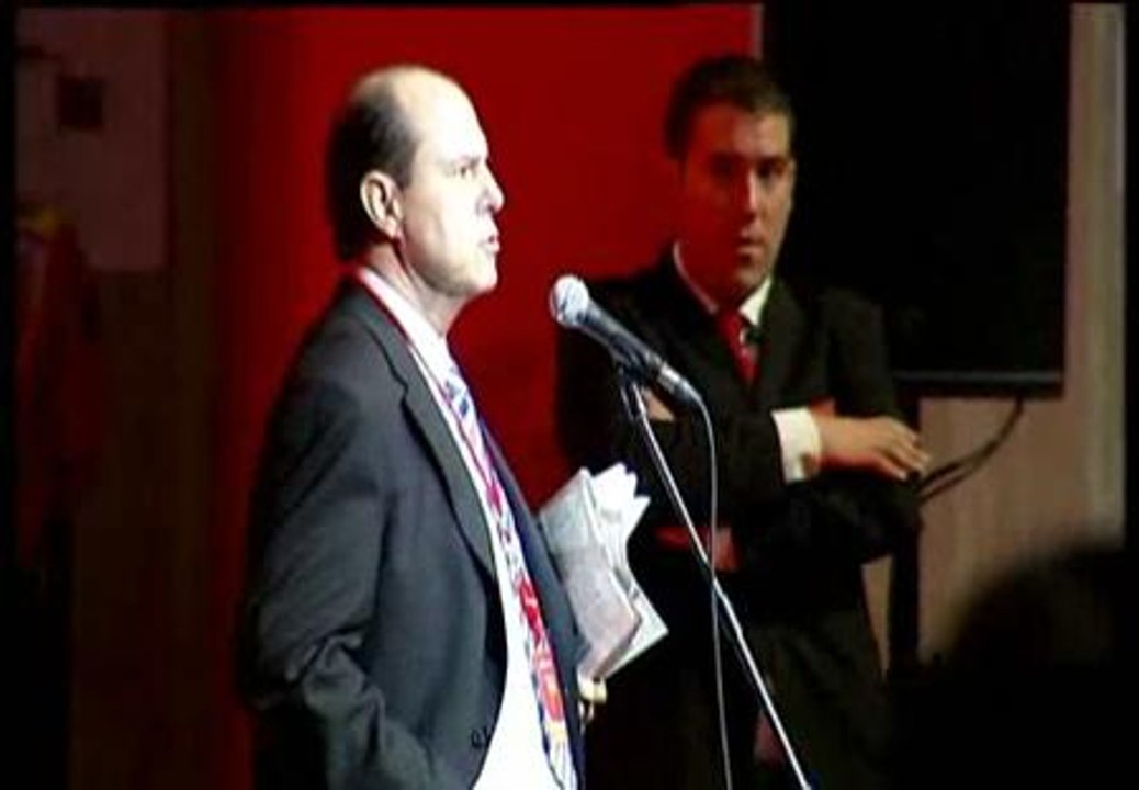 Discusión entre un accionista y Botín en la Junta de Accionistas del Santander