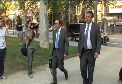 El Parlament recupera la normalidad tras los incidentes de los indignados