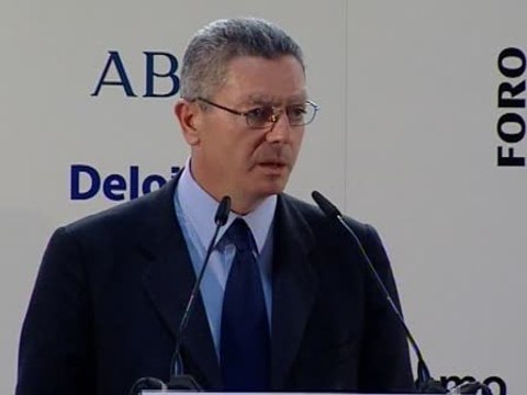 Gallardón pide al Gobierno que ponga fin al 15-M