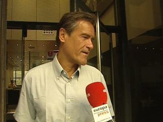 López Aguilar dice que Zapatero elige el adelanto