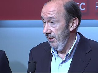 Rubalcaba:"Tenderemos la mano al PP"