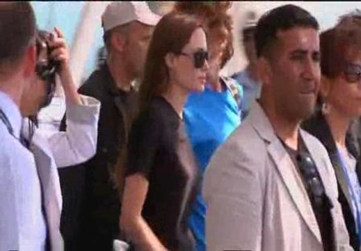 Angelina Jolie visita a los refugiados sirios